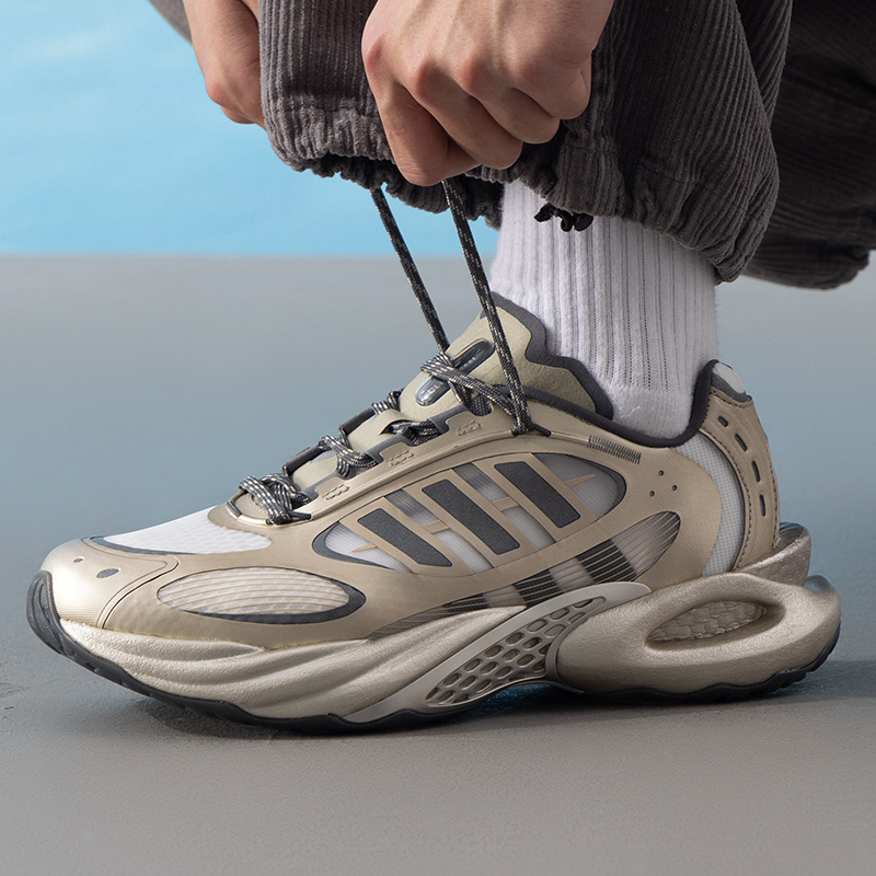 Adidas Men's and Women's Shoes - Lightweight Road Running Shoes 评论和价格