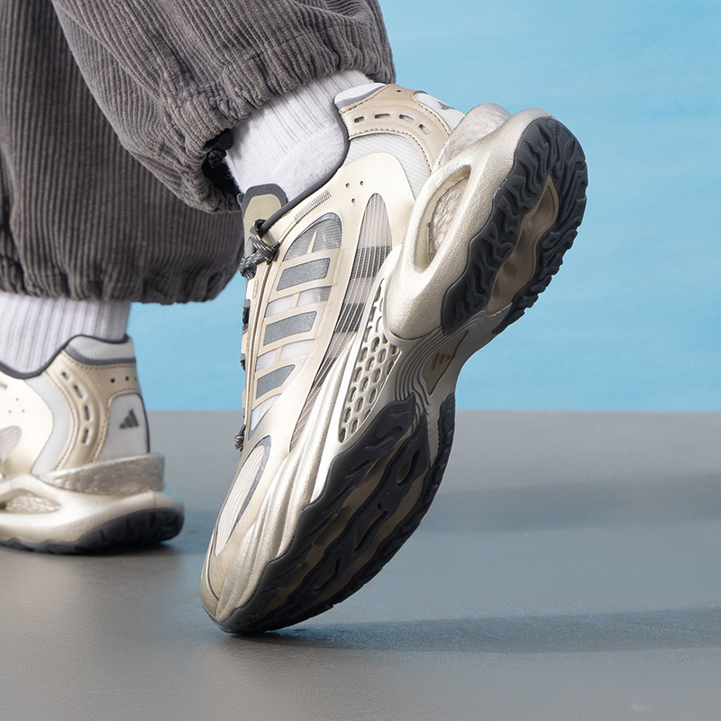 Adidas Men's and Women's Shoes - Lightweight Road Running Shoes 评论和价格